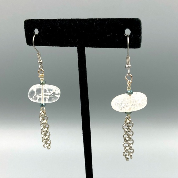 Clear Crackle Bead Earrings with Tassle - Picture 1 of 5